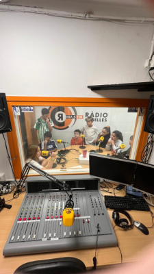 151025 VISITA SISÈ VORA RÀDIO 1.png