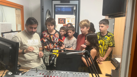 151025 VISITA SISÈ VORA RÀDIO 3.png