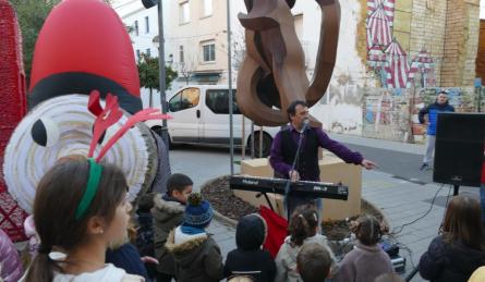 191223_Fira de Nadal_tió gegant.jpg