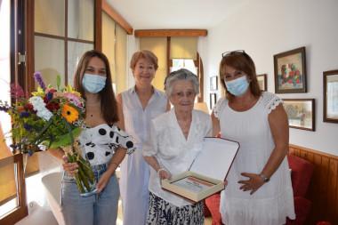 centenari-maria-pedro-0608-11-redim-w380-h390.jpg