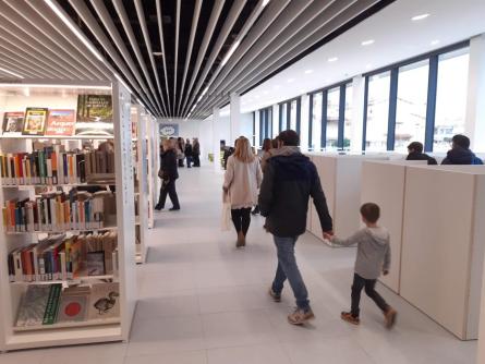 INAUGURACIO BIBLIOTECA (6).jpg