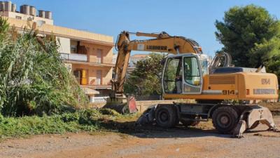 neteja-aparcament-terra-renfe-170921-1-redim-w470-h550.jpeg