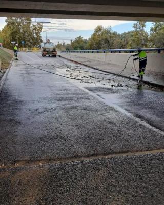 NETEJA PASSOS AJUNTAMENT 061125.jpg