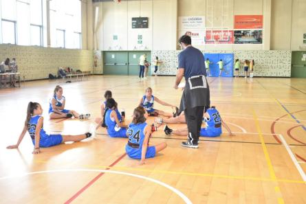 Preinfantil femení Club Bàsquet Cubelles 2021.jpg