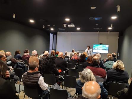 PRESENTACIO ESTUI PISCINA (2).jpg